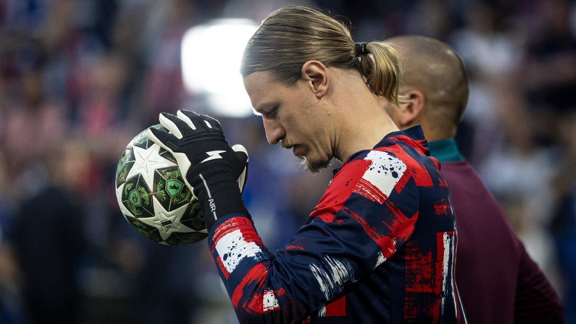 Матвей Сафонов.