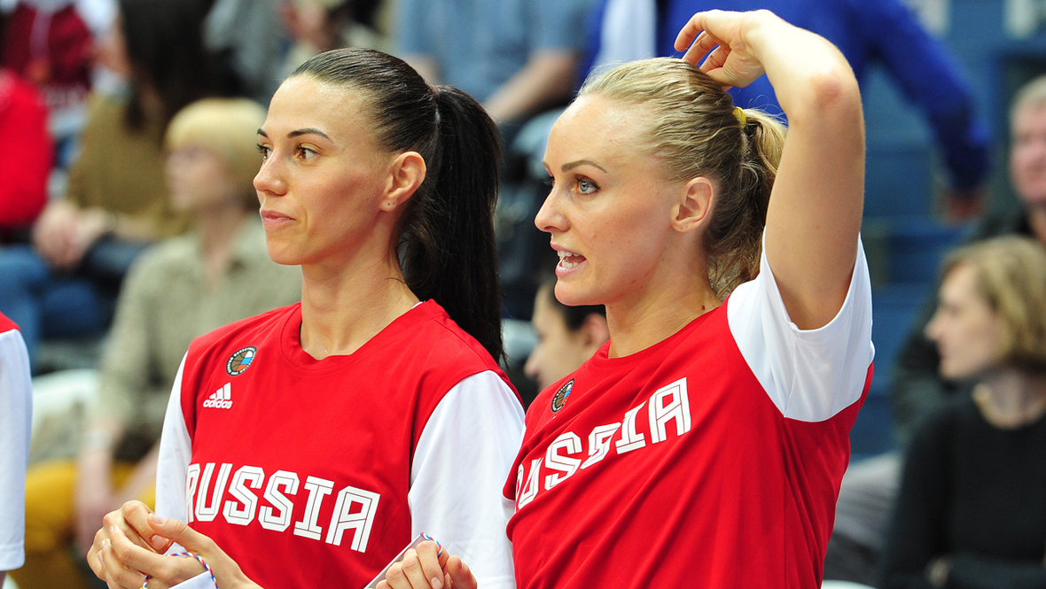 Анна Лешковцева и Елена Беглова. Баскетболистки Анна Лешковцева и Елена Беглова