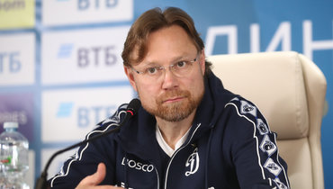 Валерий Карпин.