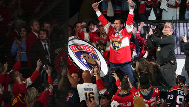 Фанаты «Флориды» на шестом матче финала Кубка Стэнли.