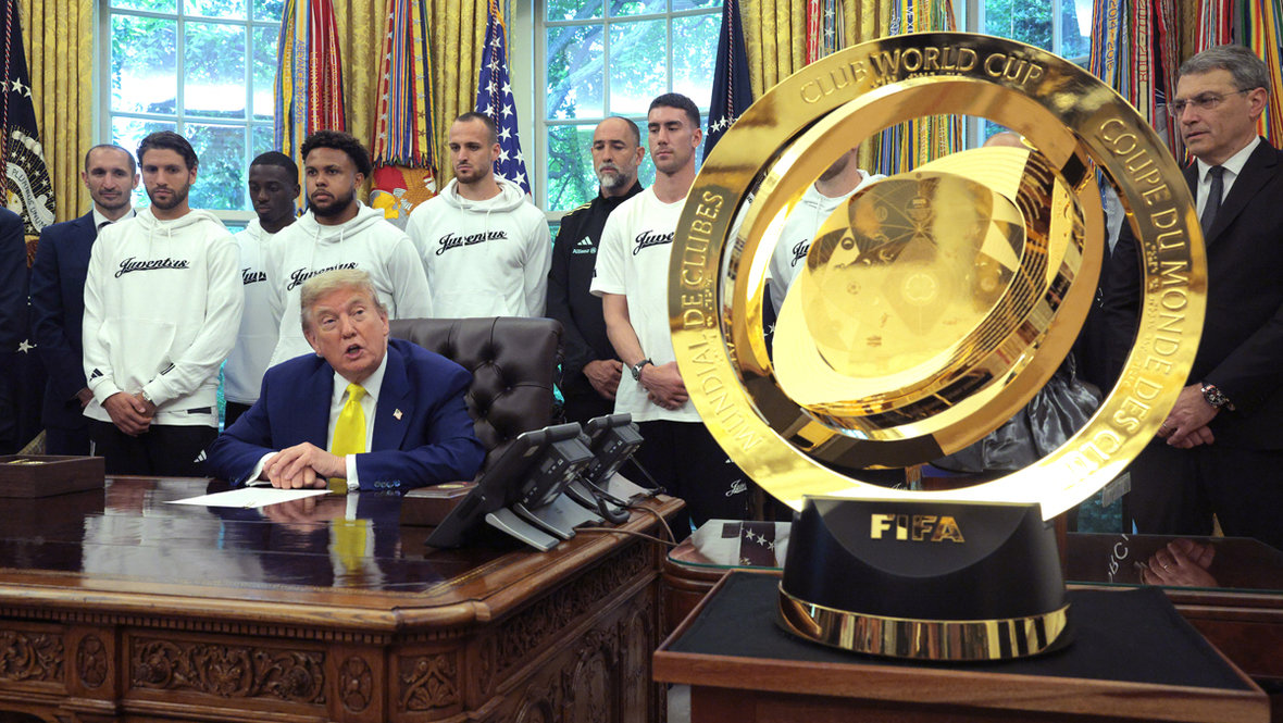 Президент США Дональд Трамп и представители «Ювентуса» на приеме в Белом доме