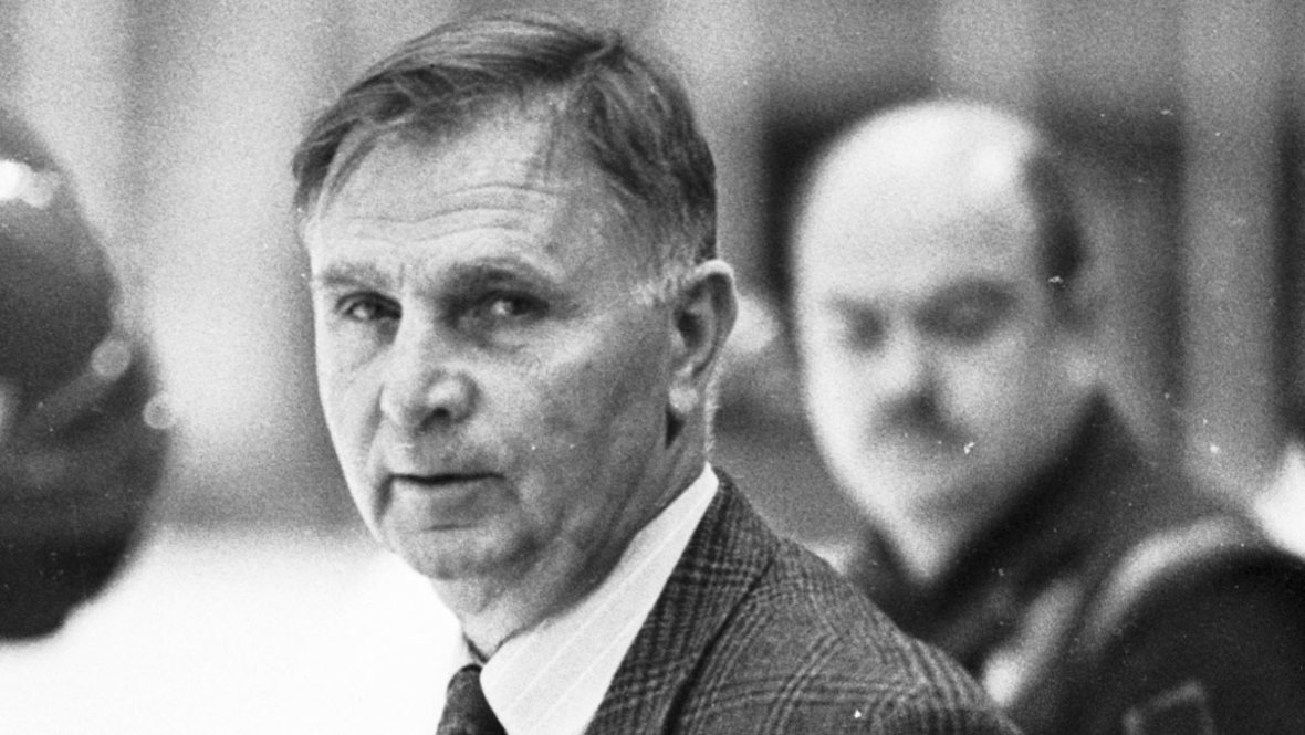 Виктор Тихонов. Тренер по хоккею Виктор Тихонов