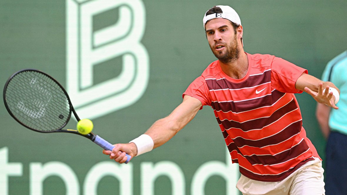 Карен Хачанов.