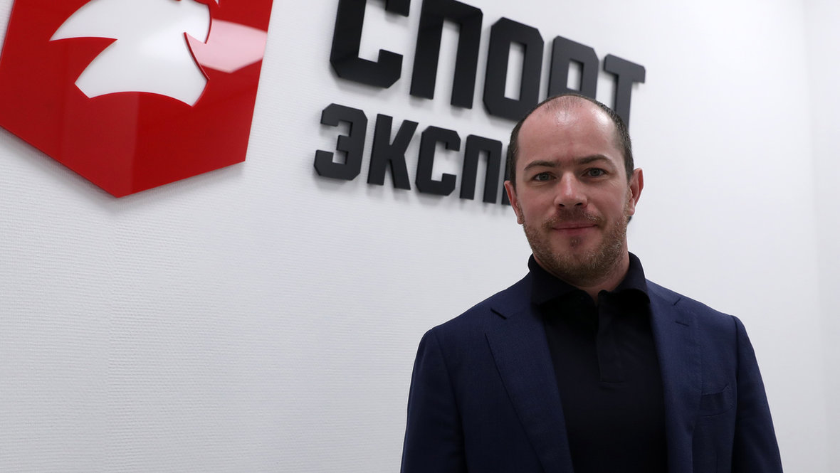 Роман Асхабадзе.