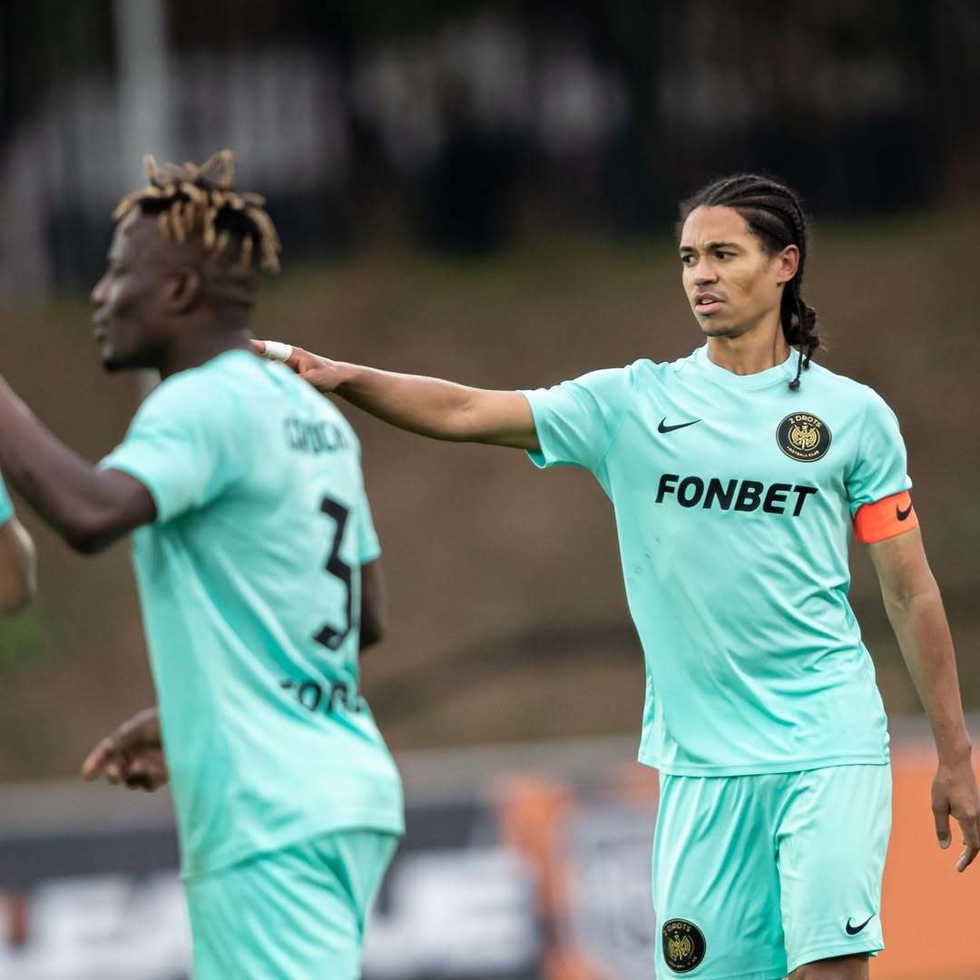 Вальтер Эдамс Скляр (справа).