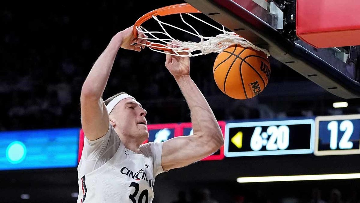 Виктор Лахин. Баскетболист Виктор Лахин