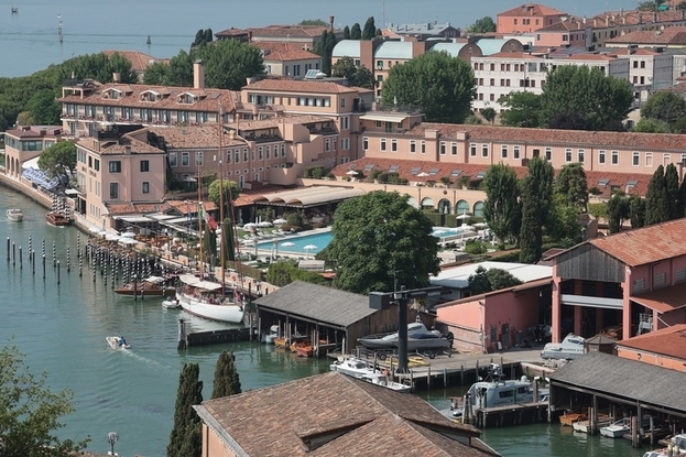 Кто был на свадьбе Безоса. Отель Cipriani в Венеции