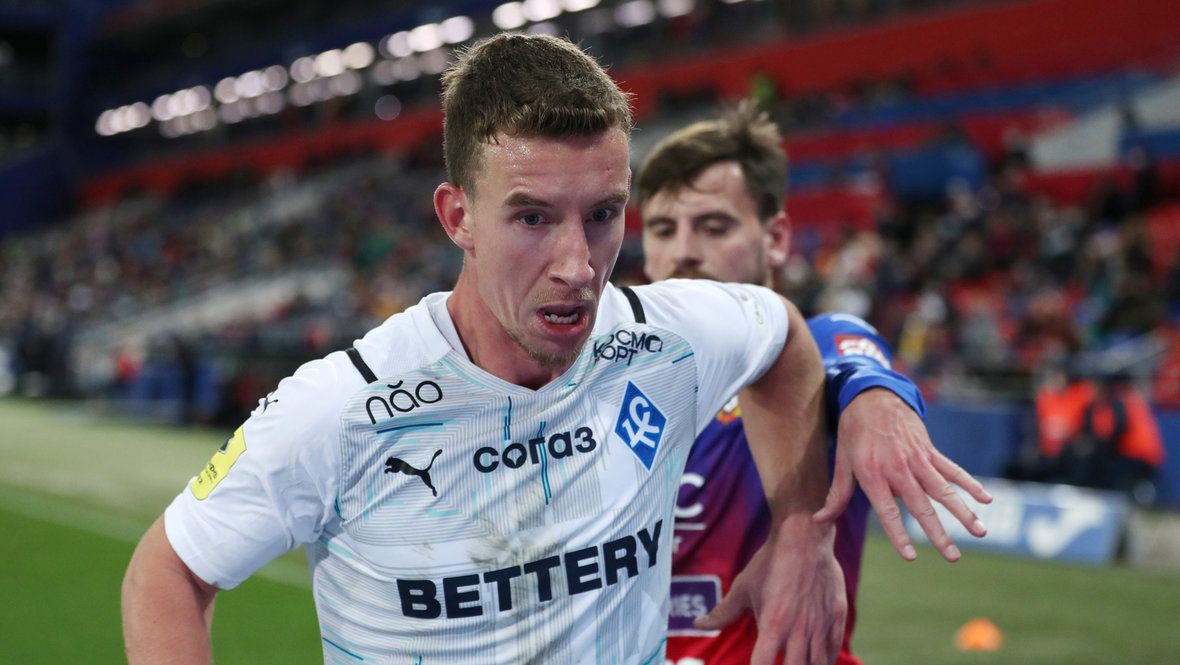 Гленн Бейл.