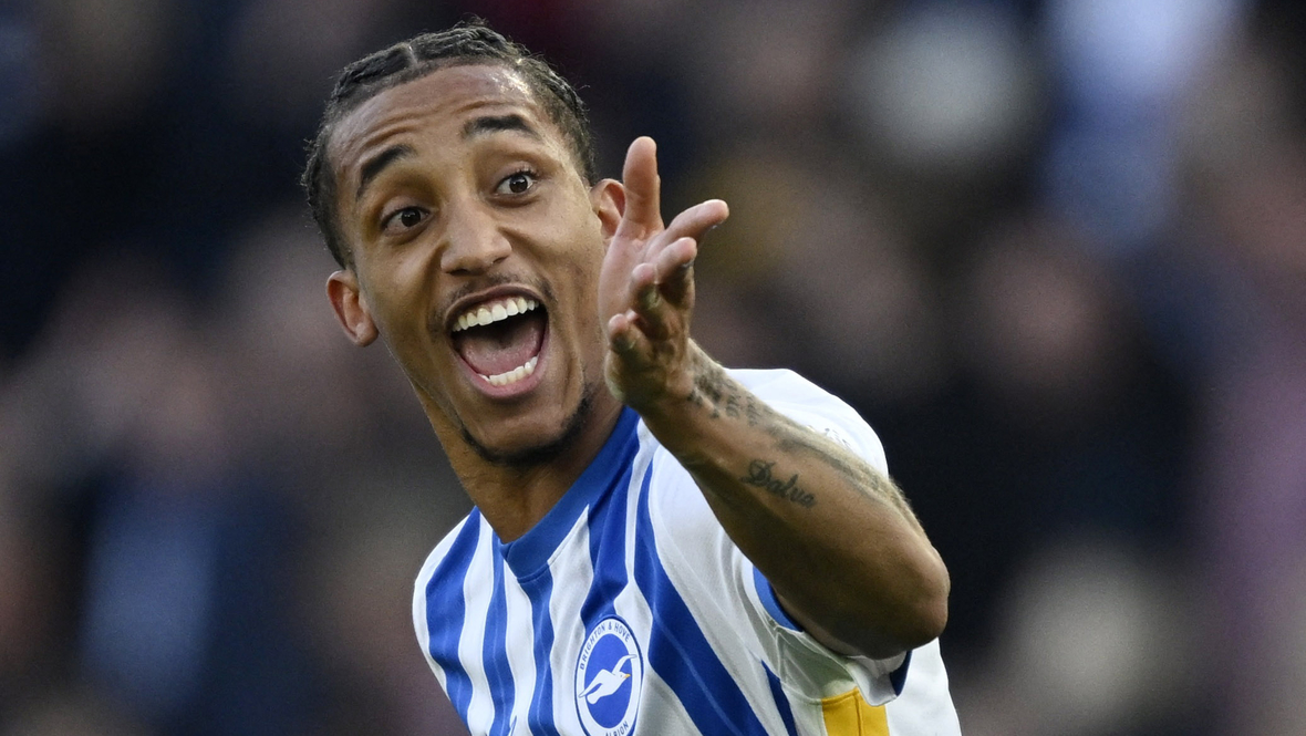 Жоау Педру.