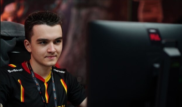 Матвей MieRo Васюнин.