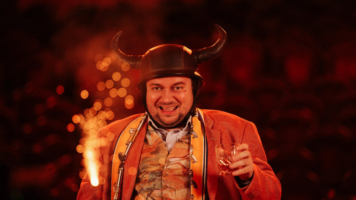 Кадр из сериала «Театральная зона», реж. Ашот Кещян, KION