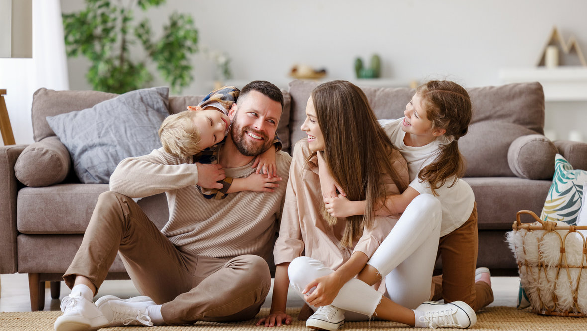 Счастливая семья