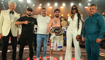 Тайсон Фьюри, Наоми Кэмпбелл и Рой Джонс-младший посетили турнир БЕТСИТИ IBA PRO 7