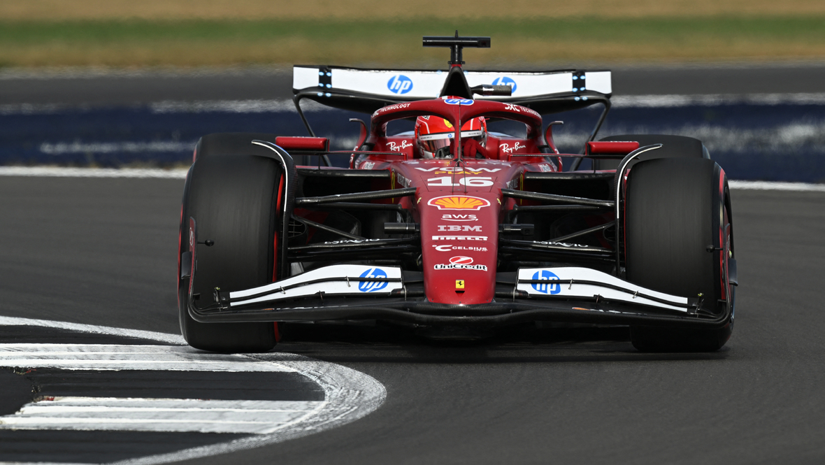 Болид Шарля Леклера.