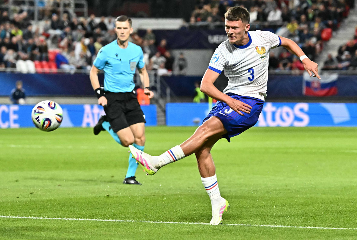 Кантен Мерлен. Футболист сборной Франции Кантен Мерлен