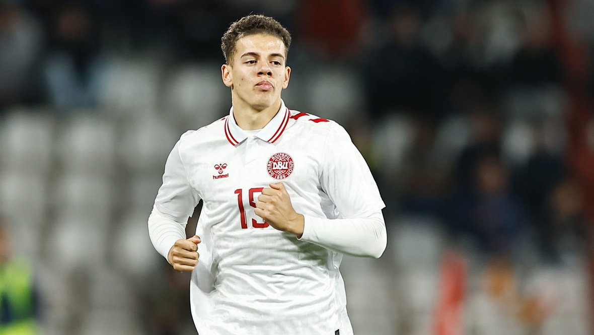 Клемент Бишофф. Футболист сборной Дании Клемент Бишофф