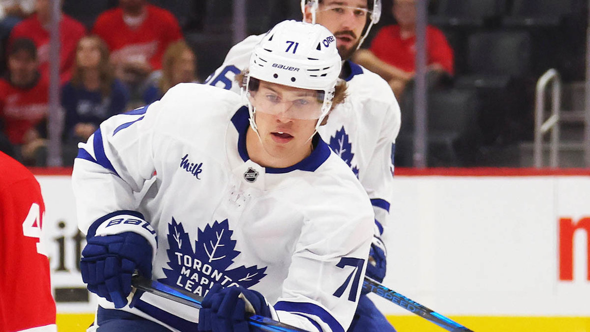 Хоккеист Никита Гребенкин