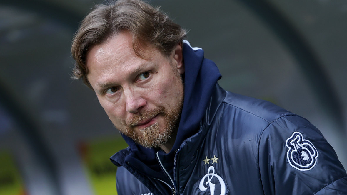 Валерий Карпин.