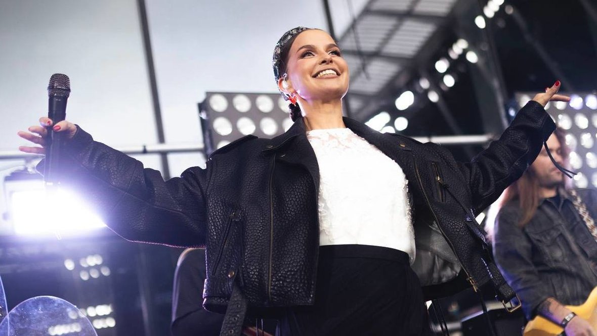 Певица Татьяна Куртукова.