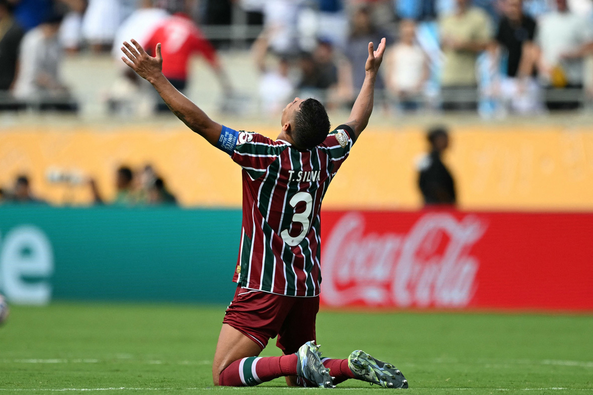 Тиагу Силва. Футболист «Флуминенсе» Тиагу Силва