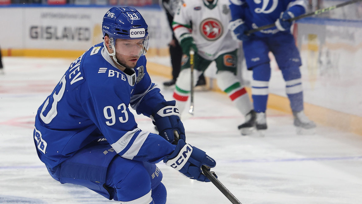 Артем Сергеев. Хоккеист Артем Сергеев