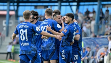 Футболисты «Оренбурга».