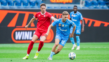 «Зенит» разгромил «Сьон» (5:2) в товарищеском матче 9 июля. Антон Миранчук и Максим Глушенков.