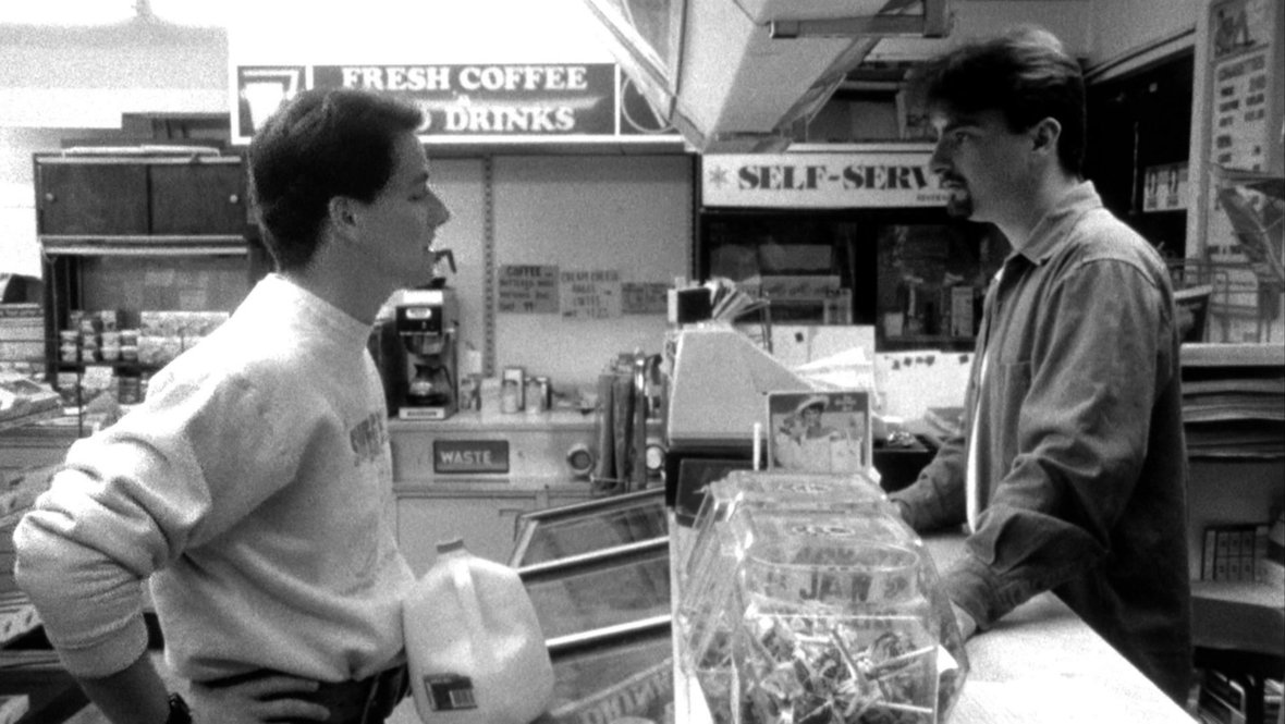 Черно-белые комедии. Кадр из фильма «Клерки», реж. Кевин Смит, View Askew Productions