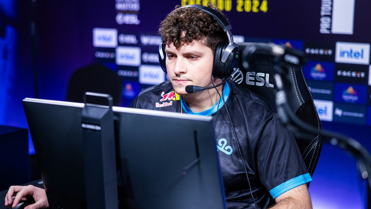 Илья Perfecto Залуцкий.