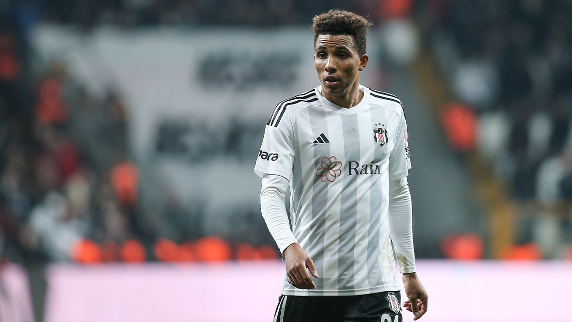 Жедсон Фернандеш.