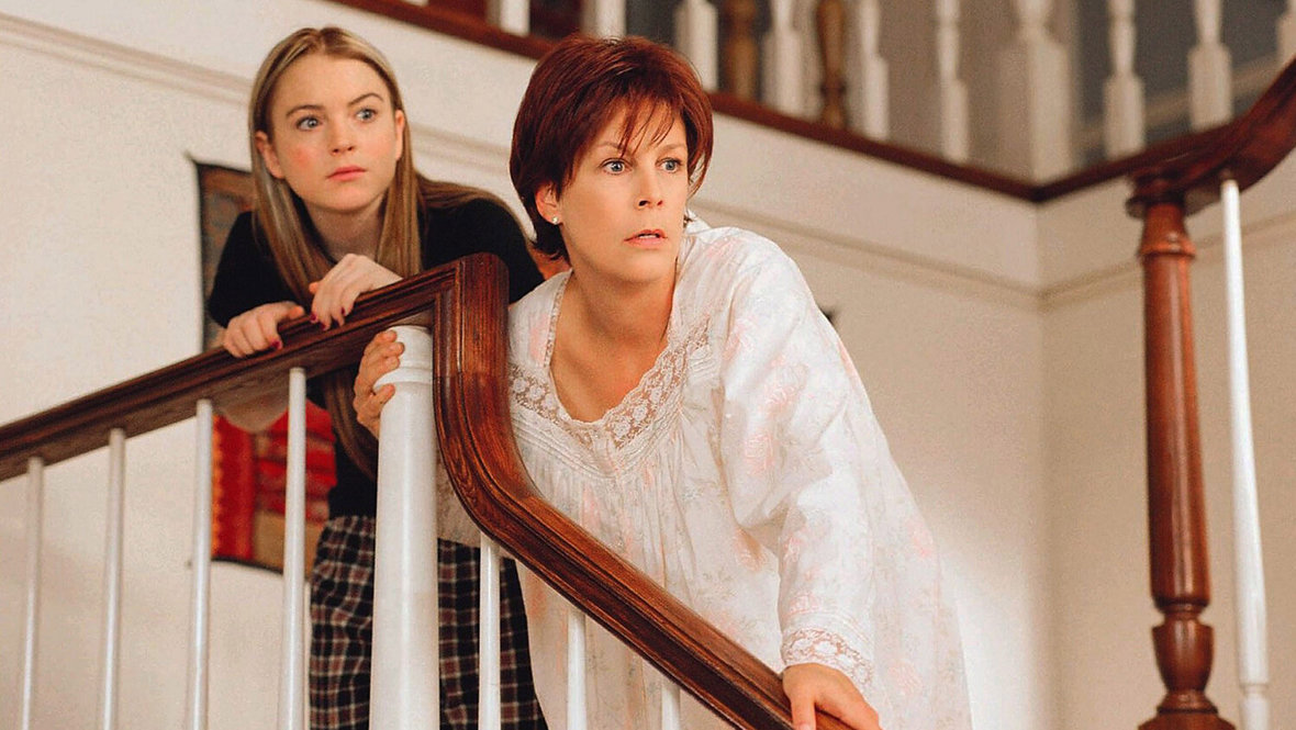 Комедии про подростков. Кадр из фильма «Чумовая пятница», реж. Марк Уотерс, Walt Disney Pictures, Gunn Films, Casual Friday Productions