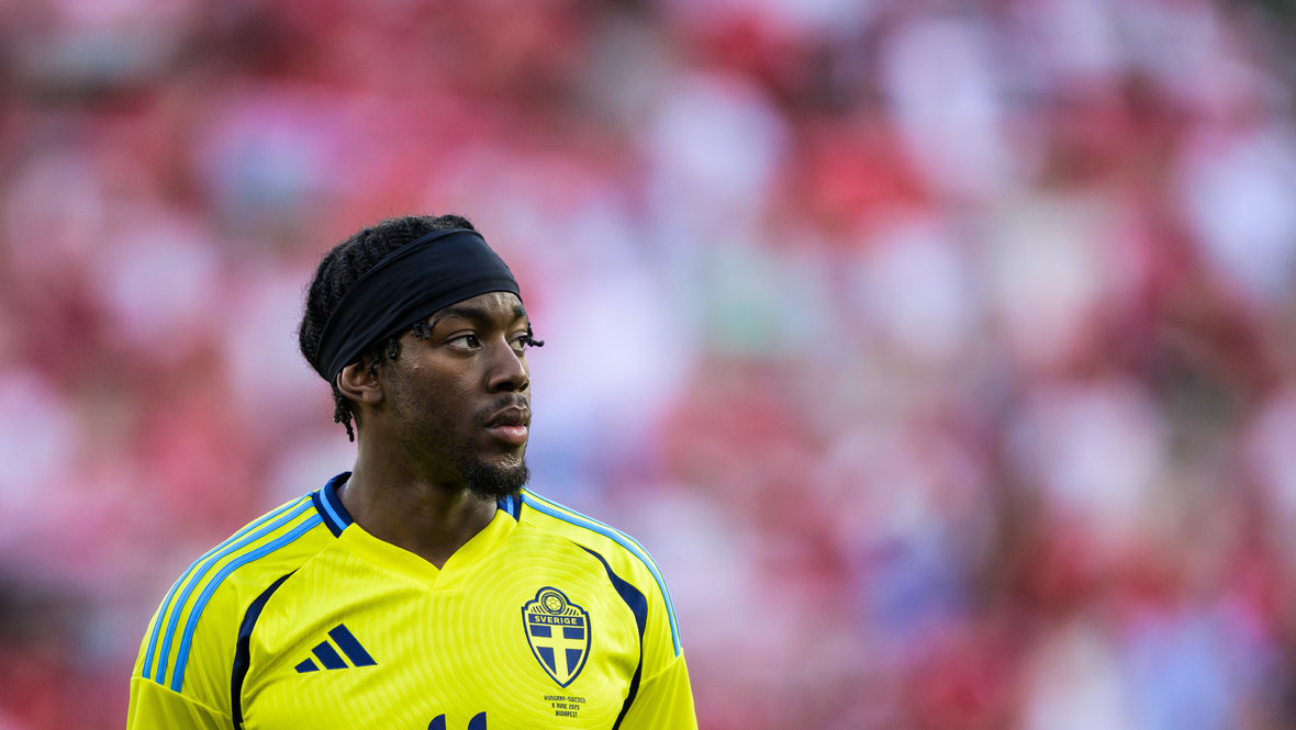 Энтони Эланга.