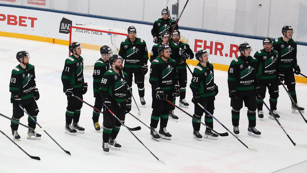 Хоккеисты команды «Юнисон-Москва»
