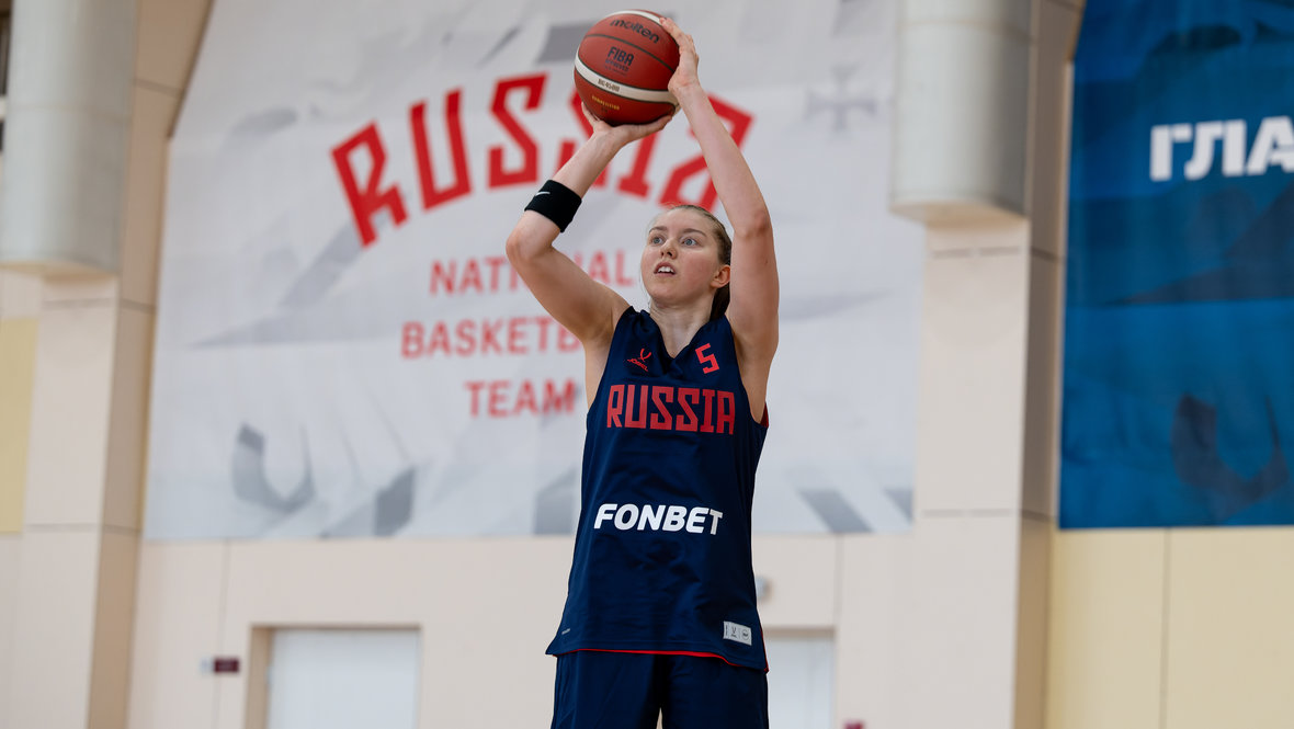 Елизавета Астахова.