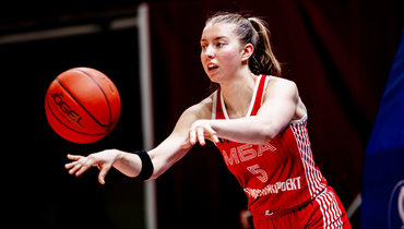 Елизавета Астахова.