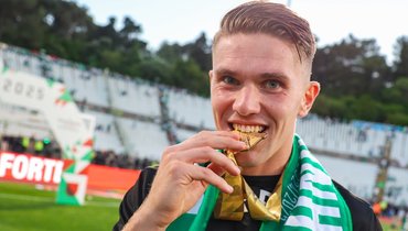 Виктор Дьекереш.