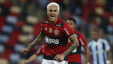 «Зенит» снова заинтересовался экс-форвардом сборной Бразилии. Нужен ли Семаку второй Педро?