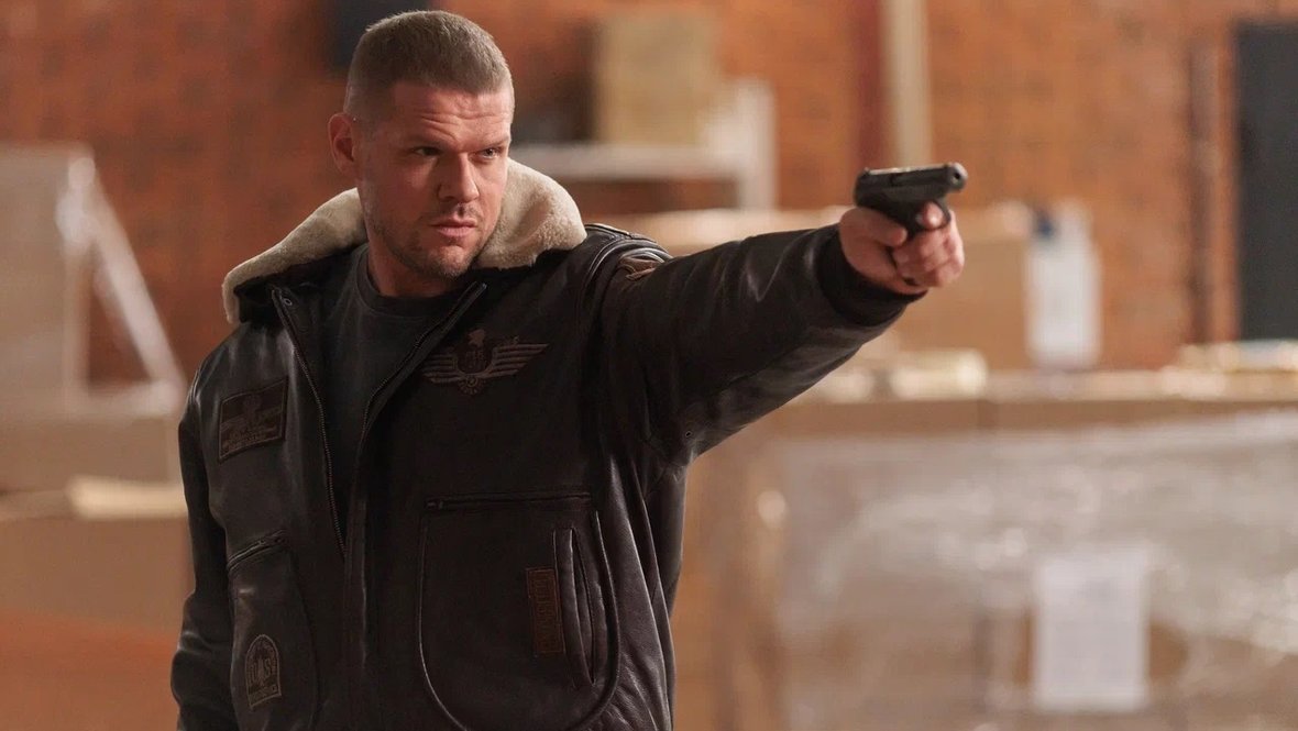 Кадр из сериала «Ухожу красиво», реж. Миша Поляков, Wink