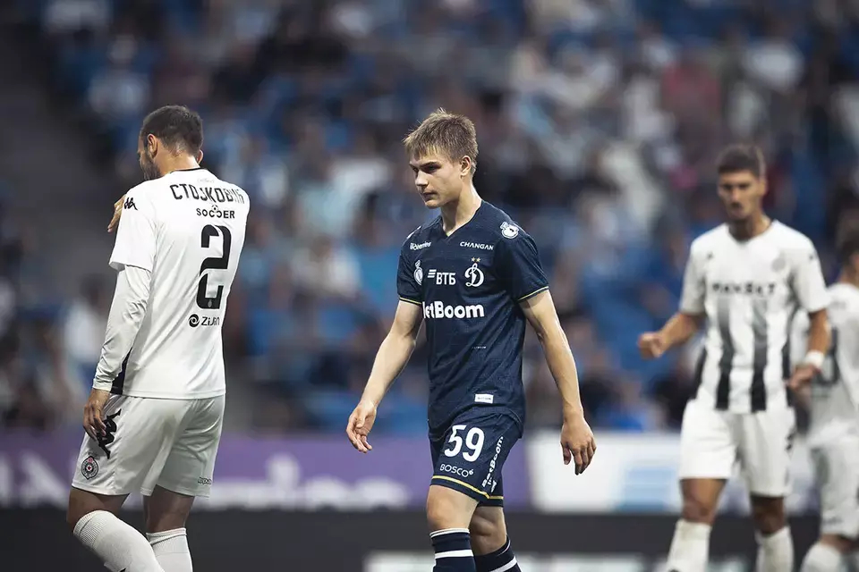 Владислав Степанов.