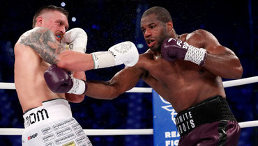 Боксеры Александр Усик и Даниэль Дюбуа