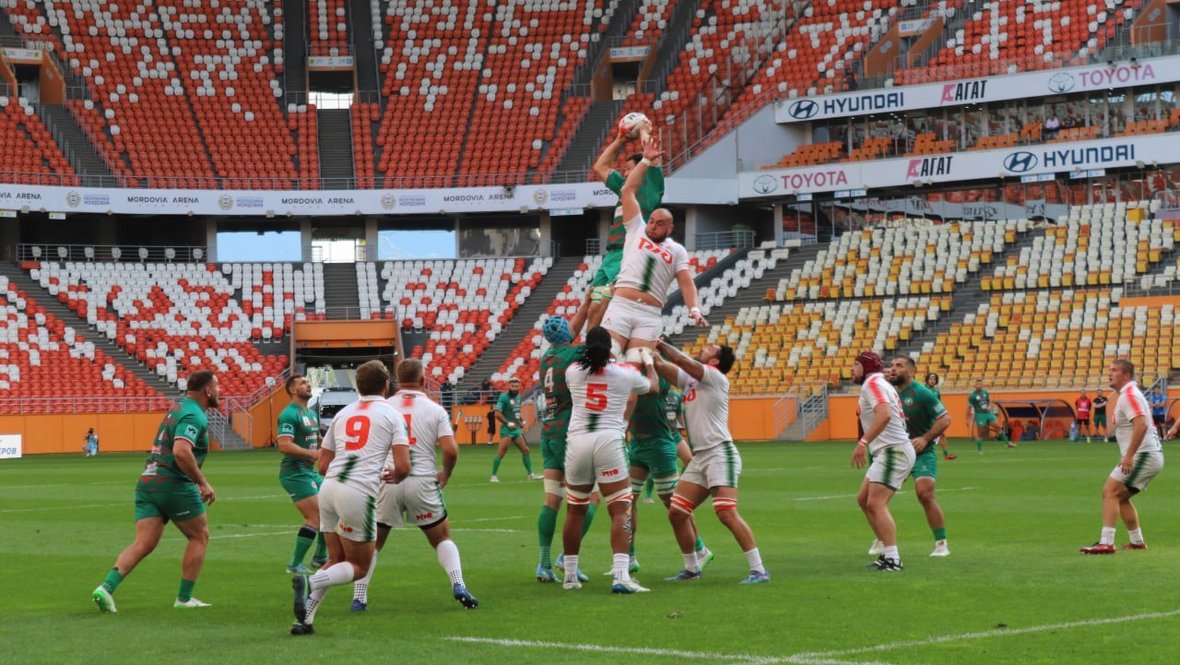 Матч чемпионата России «Локомотив-Пенза» — «Стрела-Ак Барс» на «Мордовия Арене».