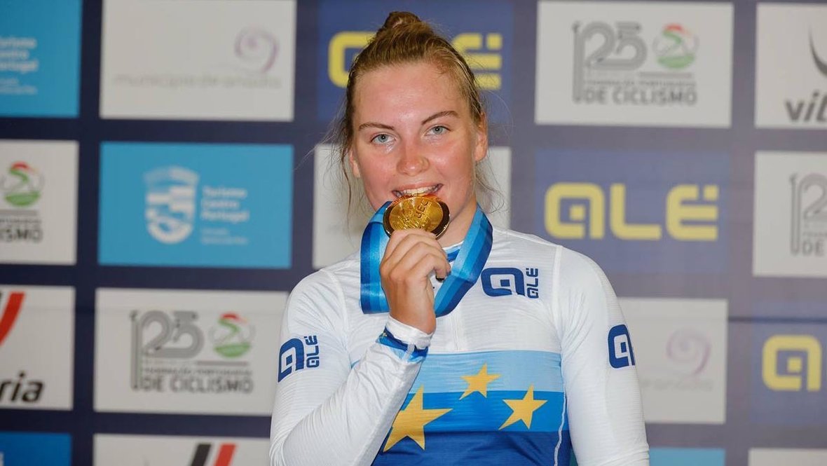 Велосипедистка Валерия Валгонен