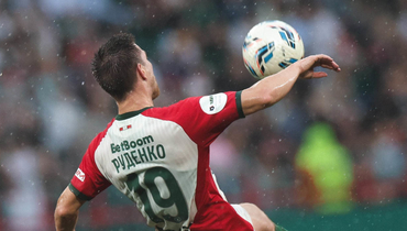 «Локомотив» разгромил «Сочи», Руденко и Бакаев забили дебютные голы