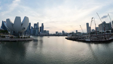 Жарко, душно, дуриан есть нельзя. Как Сингапур принимает водный ЧМ