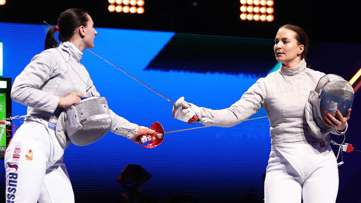 Олимпийские чемпионки Яна Егорян и Софья Великая