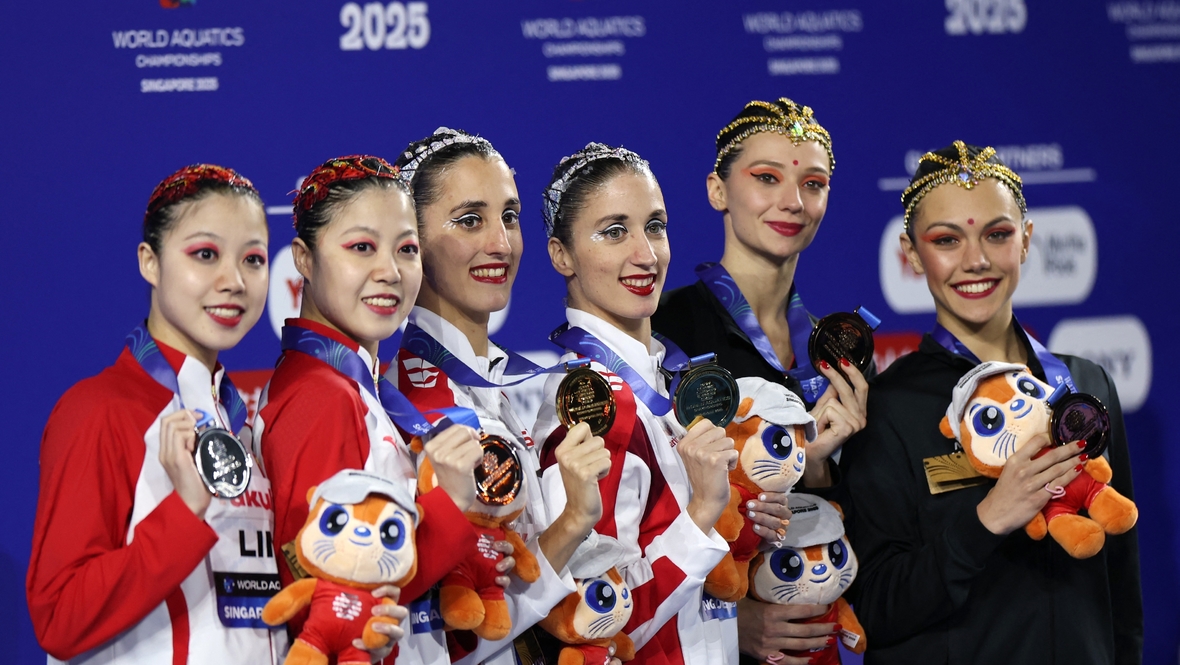 Майя Дорошко и Татьяна Гайдай (справа) на награждении.