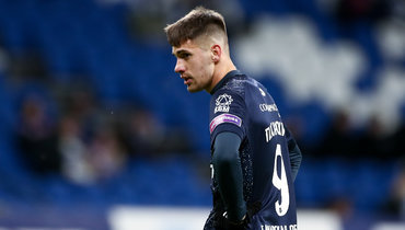 Агент Писарского сообщил, что нападающий пока не планирует выступать в медиалиге