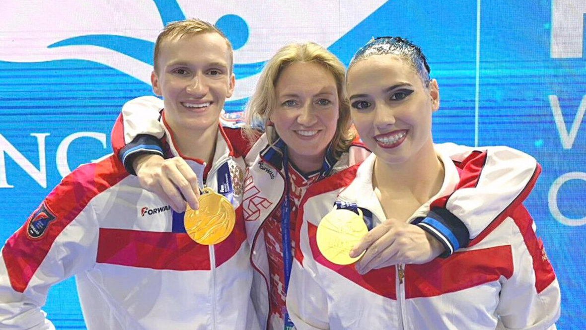 Александр Мальцев, Гана Максимова и Майя Гурбанбердиева. Александр Мальцев, Гана Максимова и Майя Гурбанбердиева