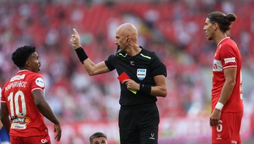 Маркиньос, Сергей Карасев и Срджан Бабич в матче «Спартак» — «Балтика» (0:3) 26 июля.