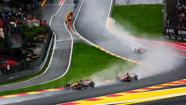 Дождь смыл надежды конкурентов «Макларена». Новый дубль в Бельгии